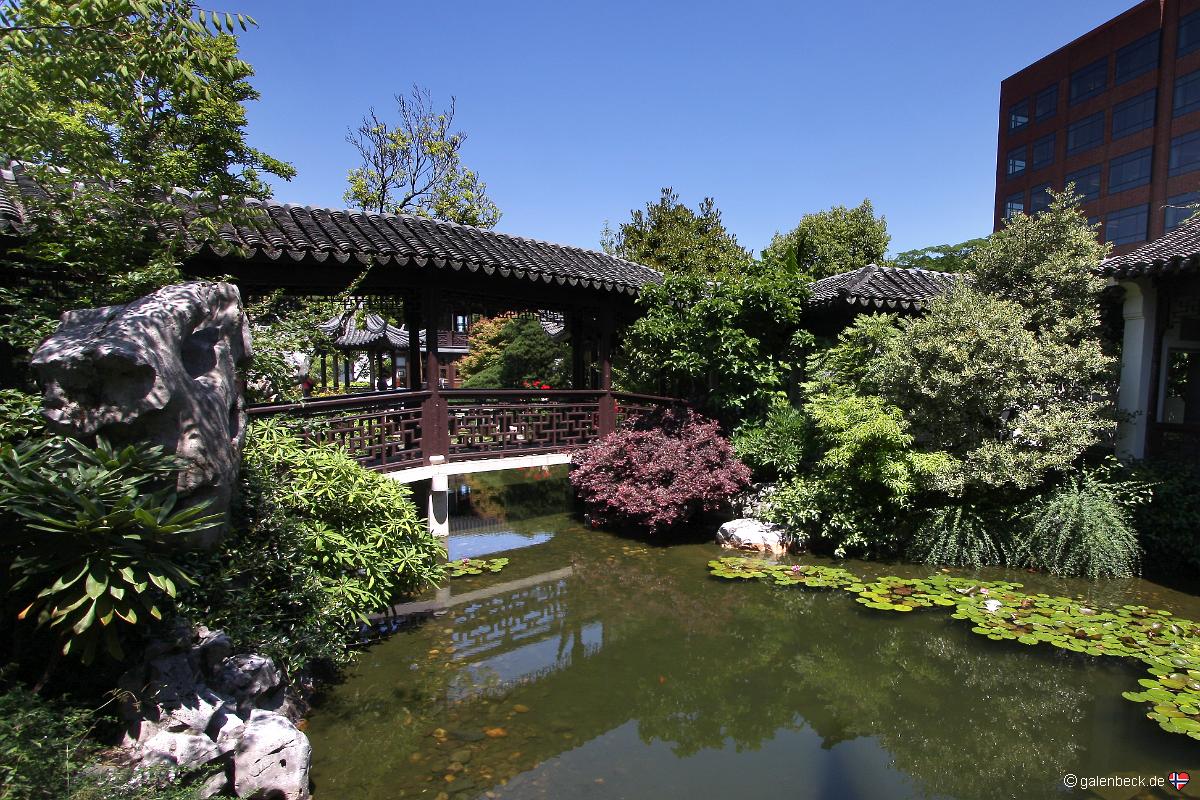 Lan Su Chinese Garden