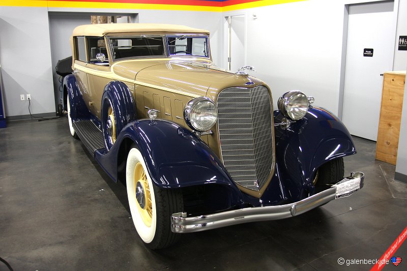 1934 Lincoln Convertible