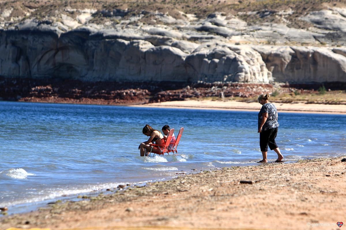 Lake Powel Lone Rock Beach