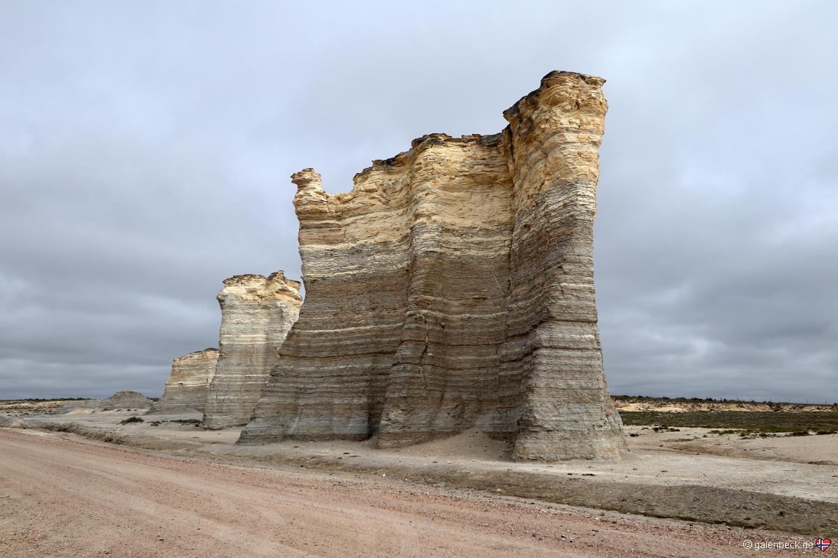 Monument Rocks