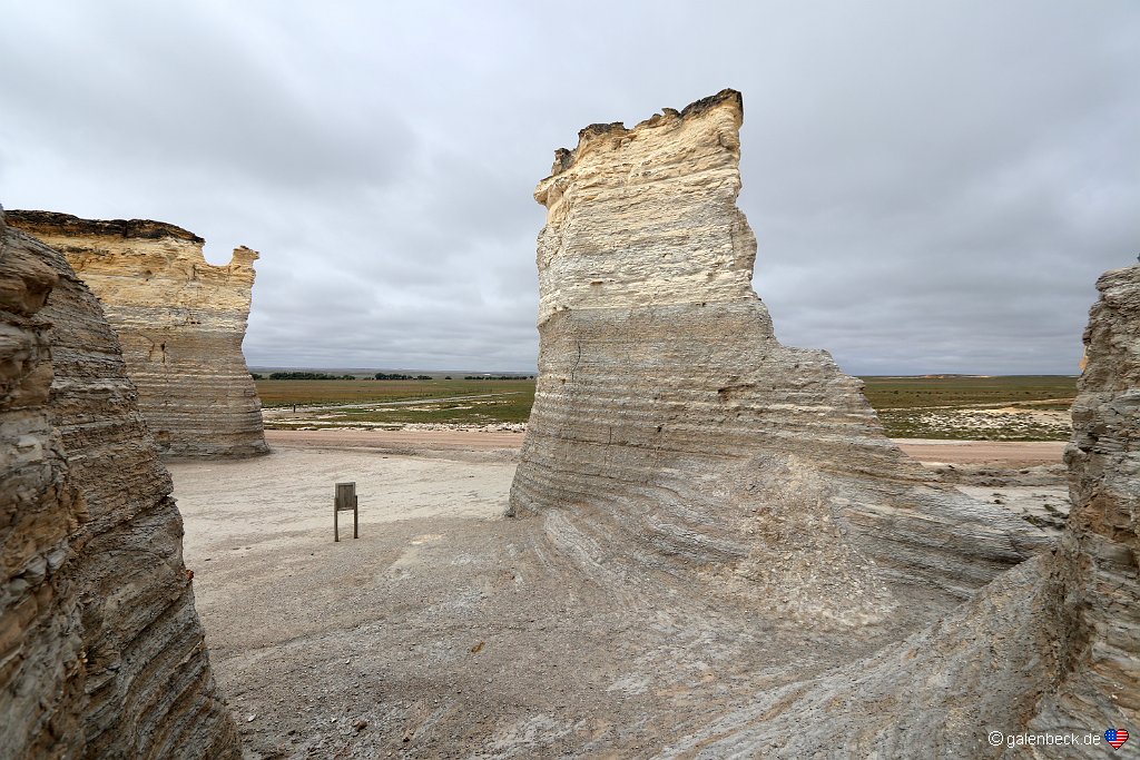 Monument Rocks