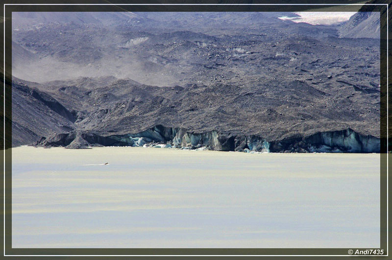 Tasman Glacier Lake