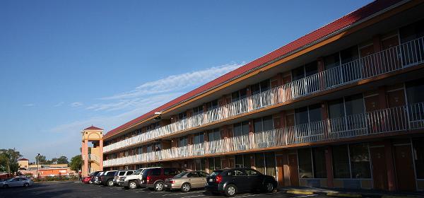 Beacon Manor Dr, Pine Manor, Florida, United States