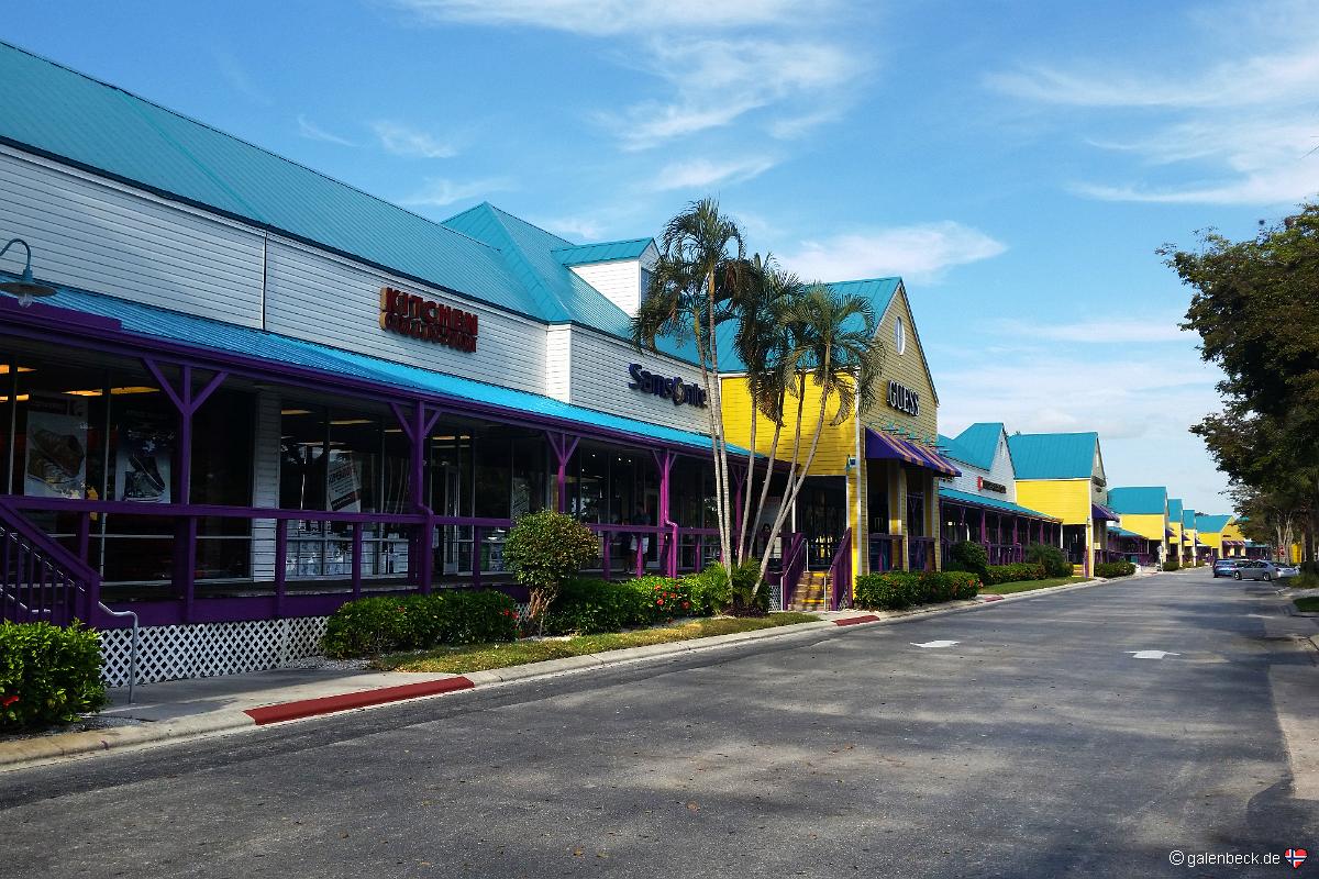Tanger Outlets