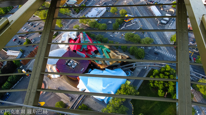 Space Needle Sunset
