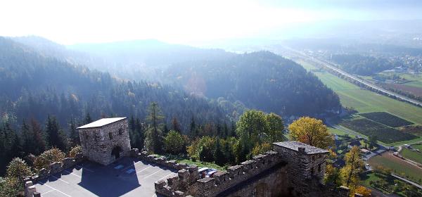 Burg Landskron 36