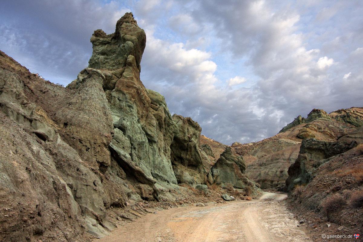 Rainbow Basin Natural Area