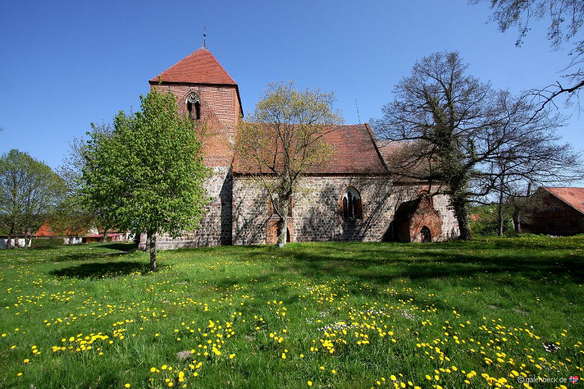Kirche Lohmen