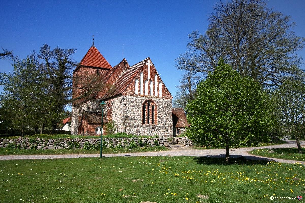 Kirche Lohmen