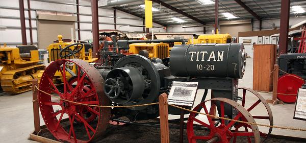 International Harvester Co. Titan