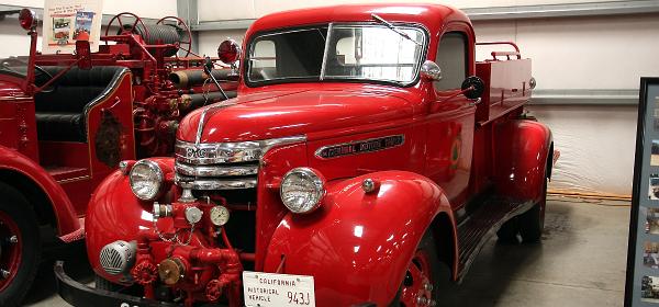 1940 GMC Model AC300 4x2 Fire Truck