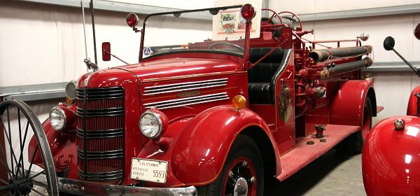 1942 Mack "District Pumper" Fire Truck