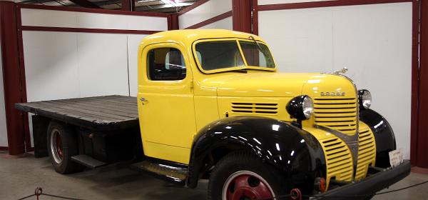1939 Dodge Model TF35 1,5 Ton Flatbed
