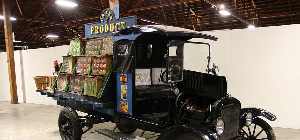 1917 Ford Model T "Form-A-Truck"