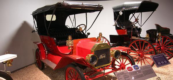 1909 Ford "T" Touring