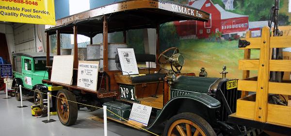 1915 White