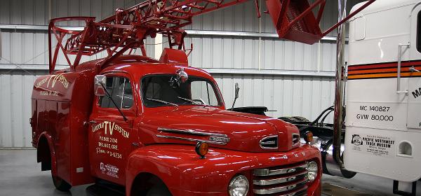 1948 Ford F3