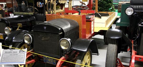 1917 Maxwell Truck