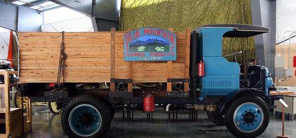 1925 Autocar Truck