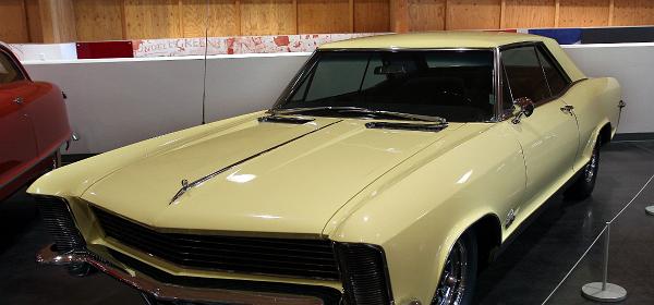 1965 Buick Riviera GS 2-Door Hardtop