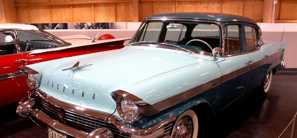 1957 Packard Clipper 4 Door Sedan
