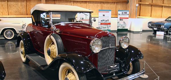1932 Ford Deluxe Roadster