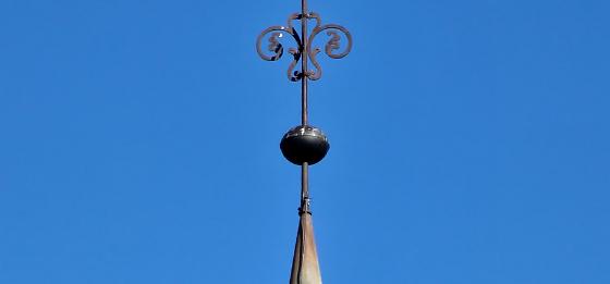 06
