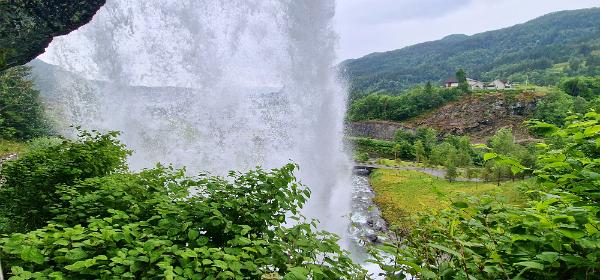 Steinsdalsfossen