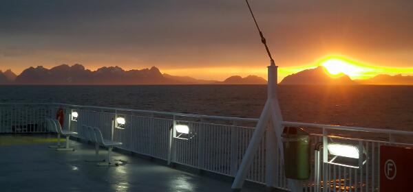 Ferry Moskenes-Bodø
