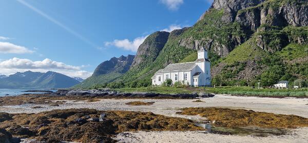 Gimsøy Kirke