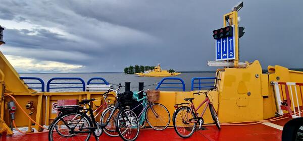 Ferry Vinön-Hampetorp