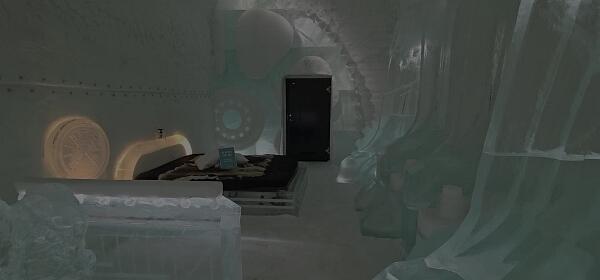 076