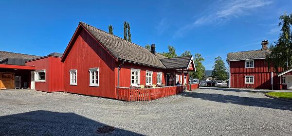 09