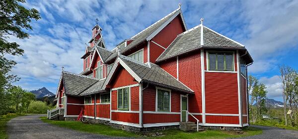 Buksnes kirke