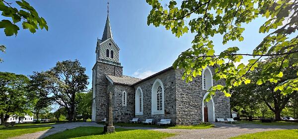 Brønnøy kirke