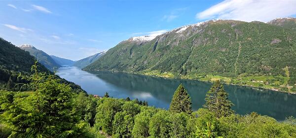Fjaerlandsfjorden