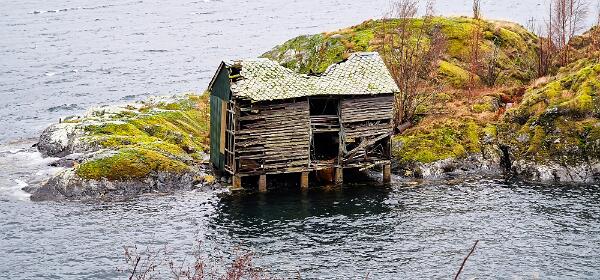 Åkrafjordvegen