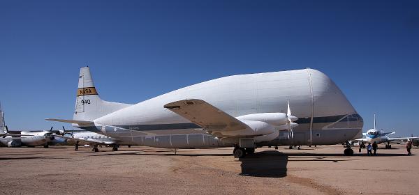 Aero Spacelines B-377SG Super Guppy
