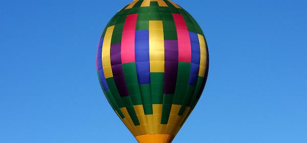 085