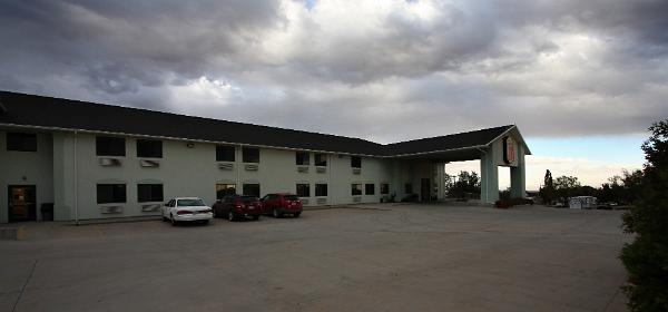 06 Super8 Blanding