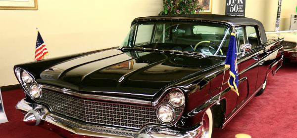 1960 Licoln Continental Limousine