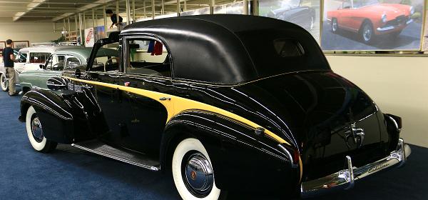 1940 Cadillac Series 75 Brunn Towncar