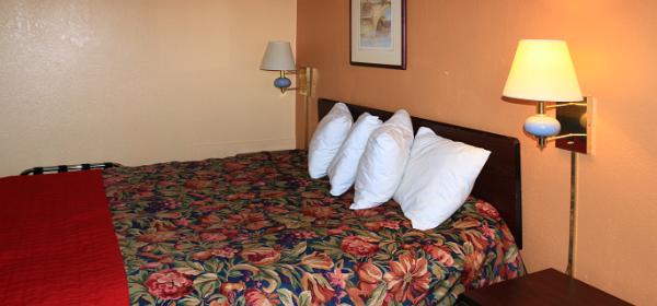 Rodeway Inn Farmington