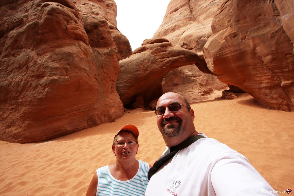 Sand Dune Arch