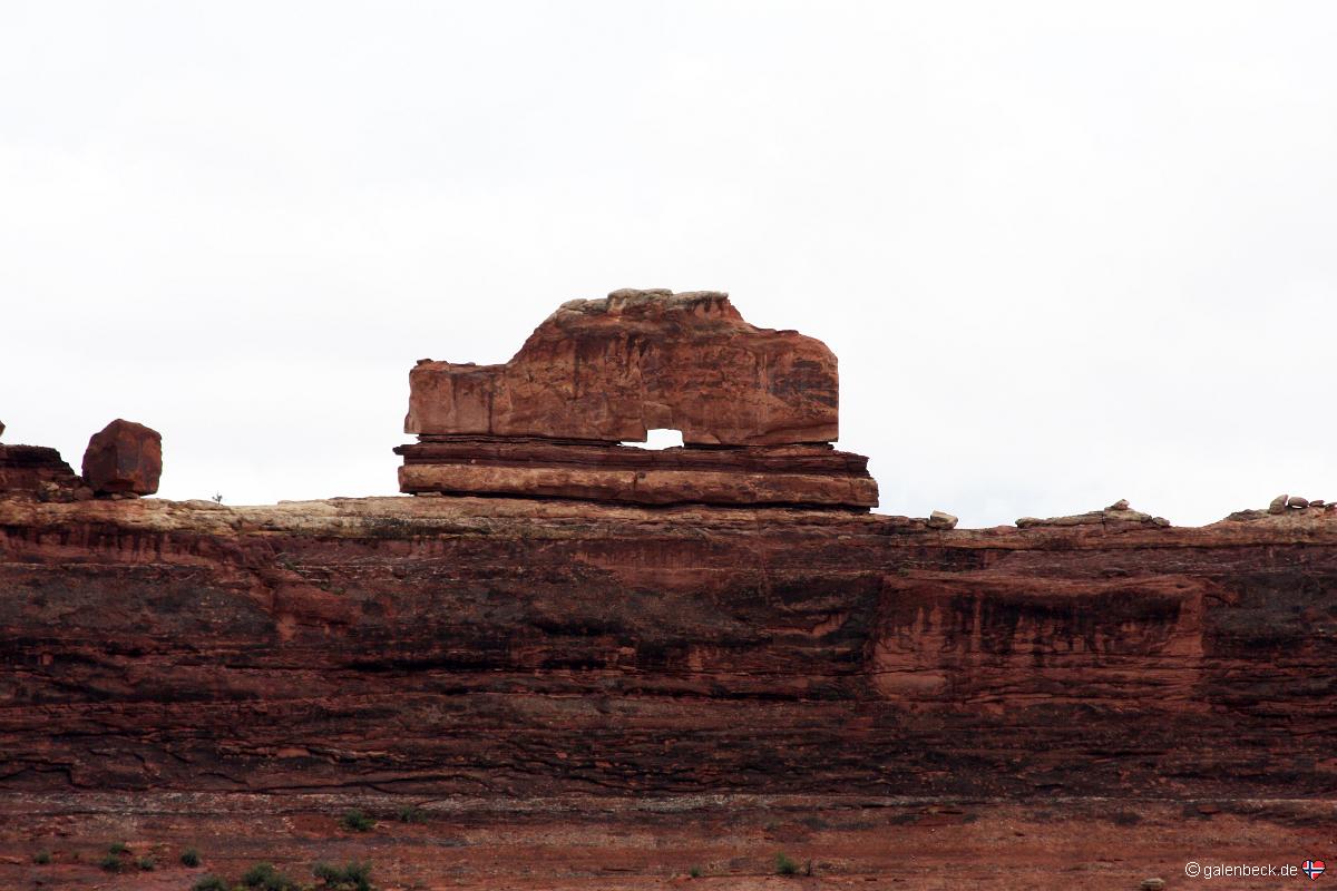 Wooden Shoe Arch