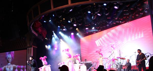 Show American Superstar