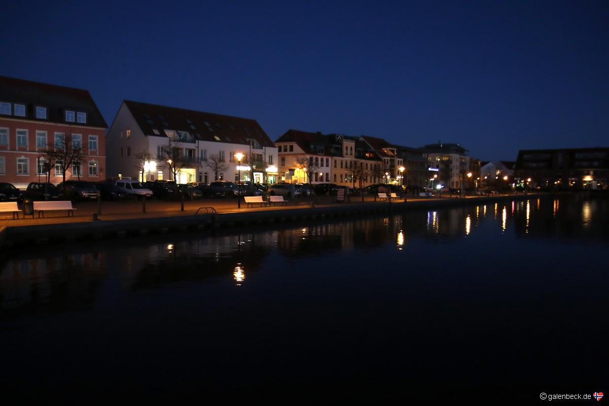 Waren an der Müritz am Abend