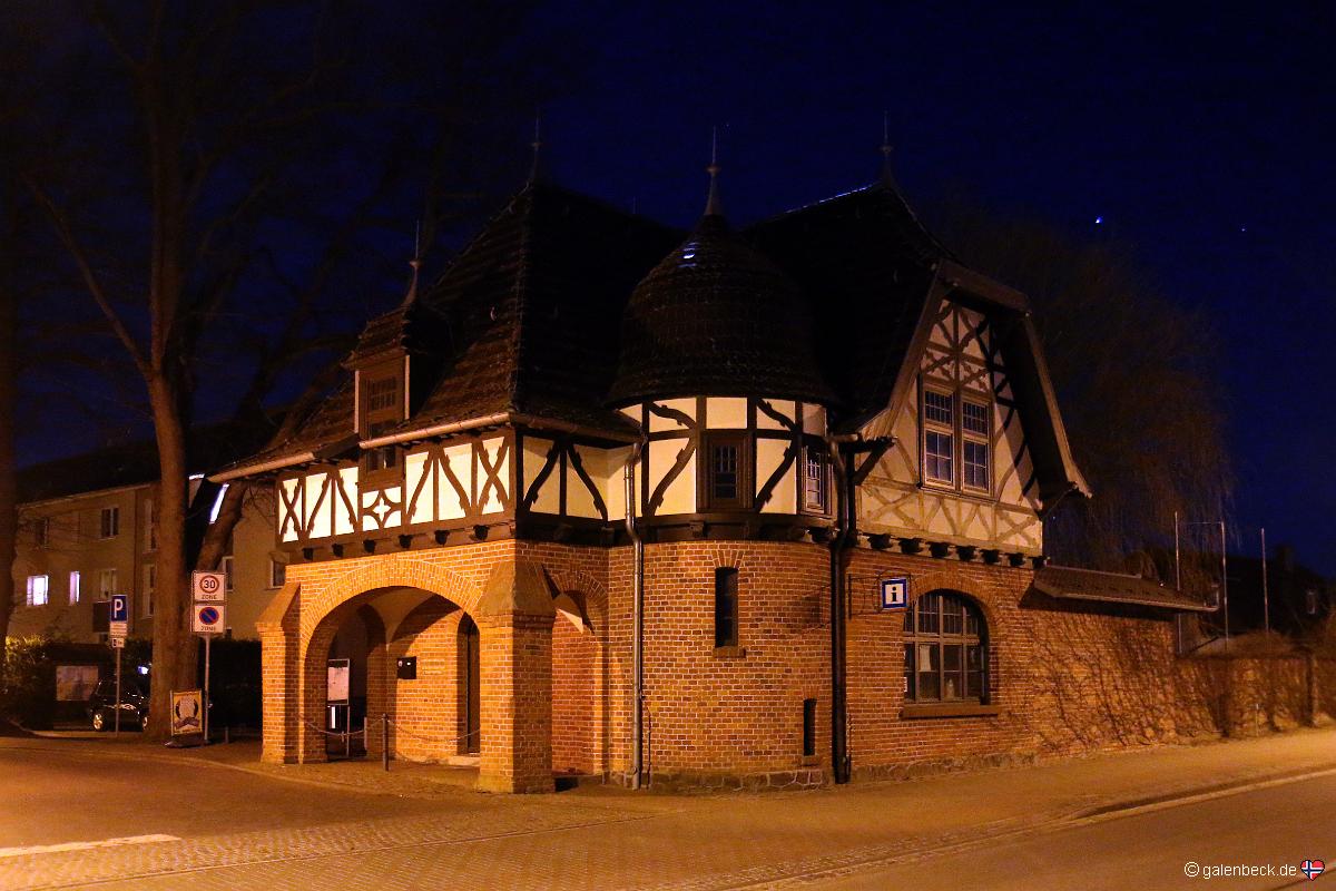 Schloss Klink Torhaus