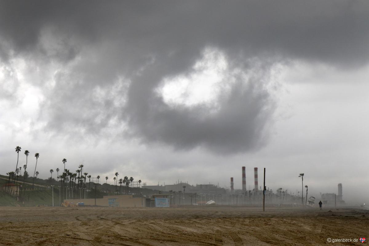 Dockweiler Beach State Park