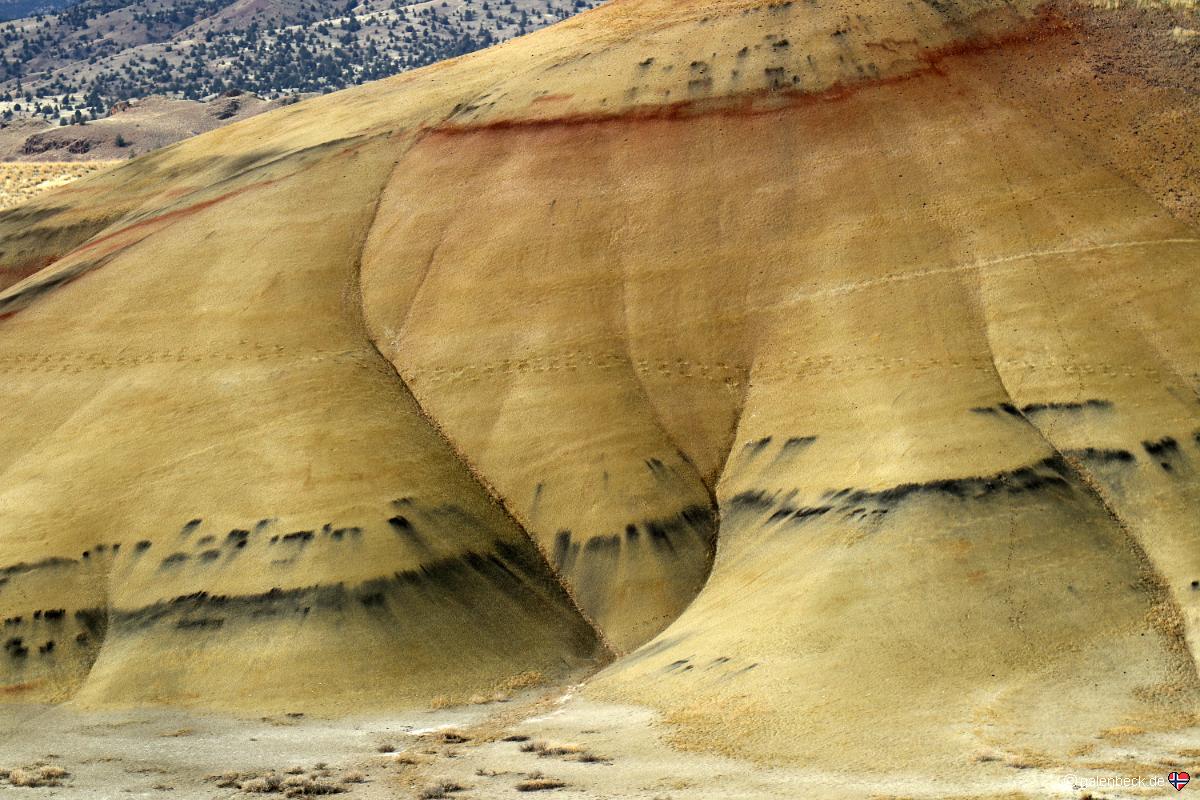 John Day Fossil Beds National Monument - Painted Hills Unit
